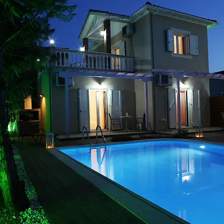 Villa Le Torri By Nidrí