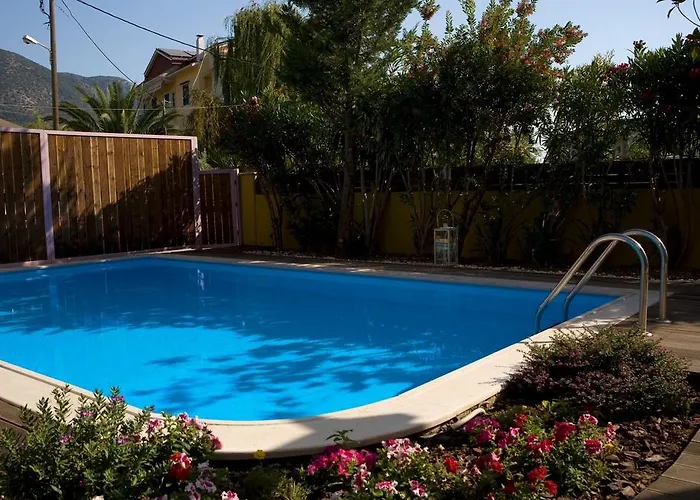 Le Torri By Nydri (Lefkada)